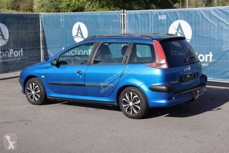 Véhicule utilitaire Peugeot