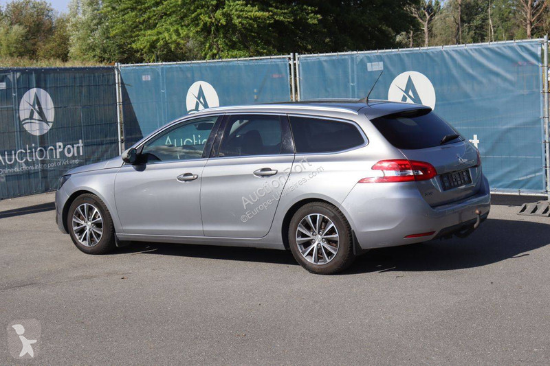 Véhicule utilitaire Peugeot