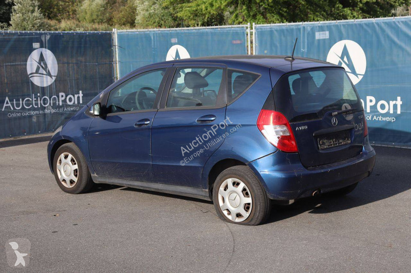 Véhicule utilitaire Mercedes A180 A-lasse