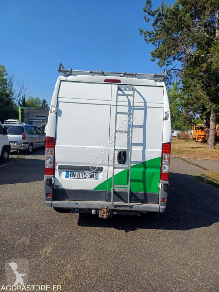 Véhicule utilitaire Peugeot BOXER