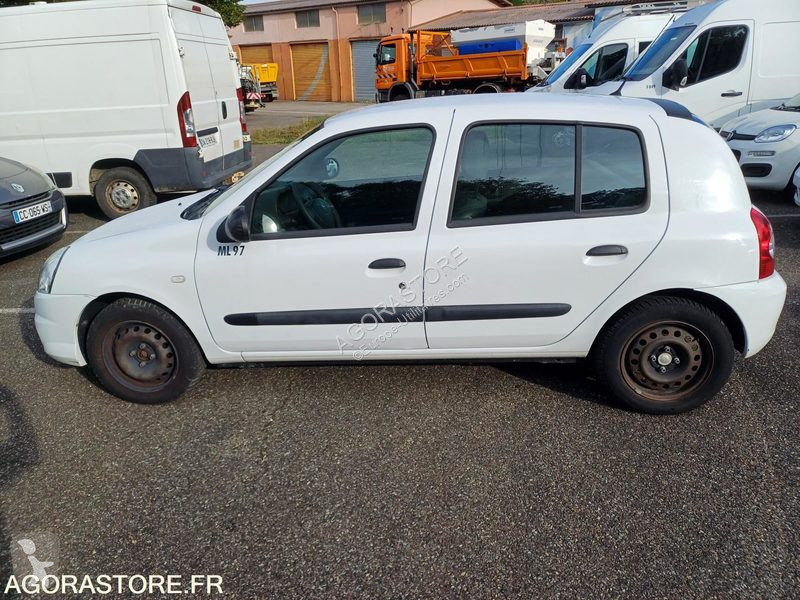 Véhicule utilitaire Renault CLIO