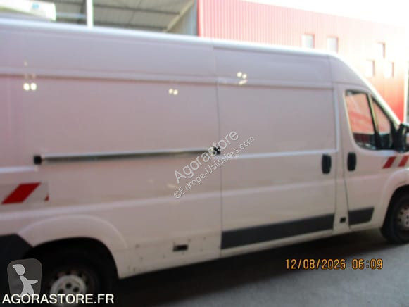 Véhicule utilitaire