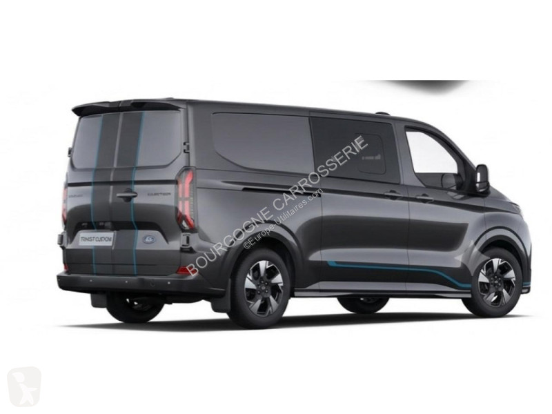 Véhicule utilitaire Ford TRANSIT CUSTOM 2.5...