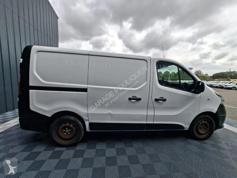 Véhicule utilitaire Nissan FGN L1H1 2.0 DCI 120...