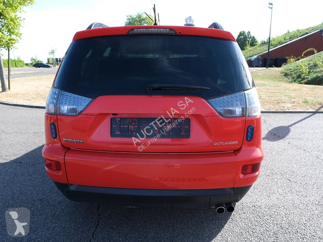 Véhicule utilitaire Mitsubishi