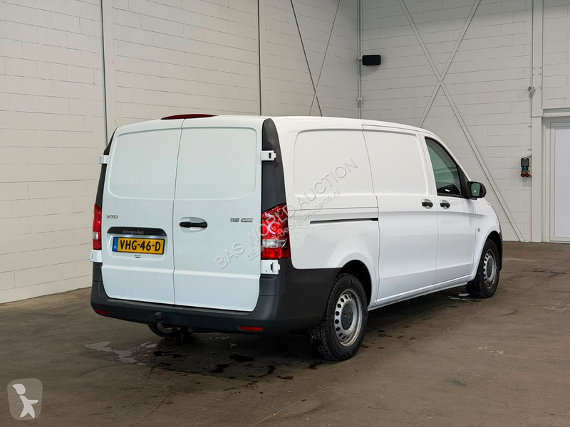 Véhicule utilitaire Mercedes Lang Vito
