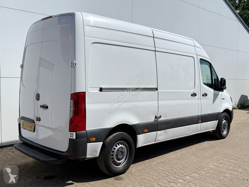Véhicule utilitaire Mercedes 312 55kWh L2H2...