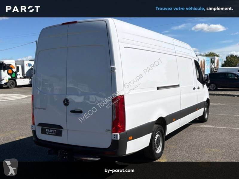 Véhicule utilitaire Mercedes