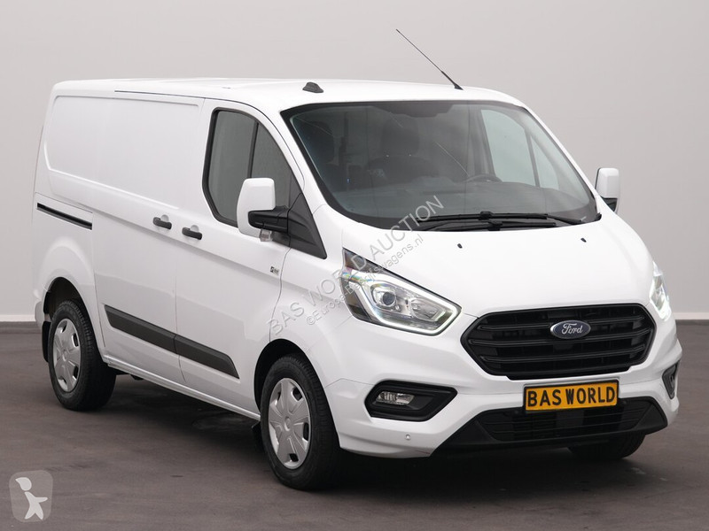 Véhicule utilitaire Ford 130PK