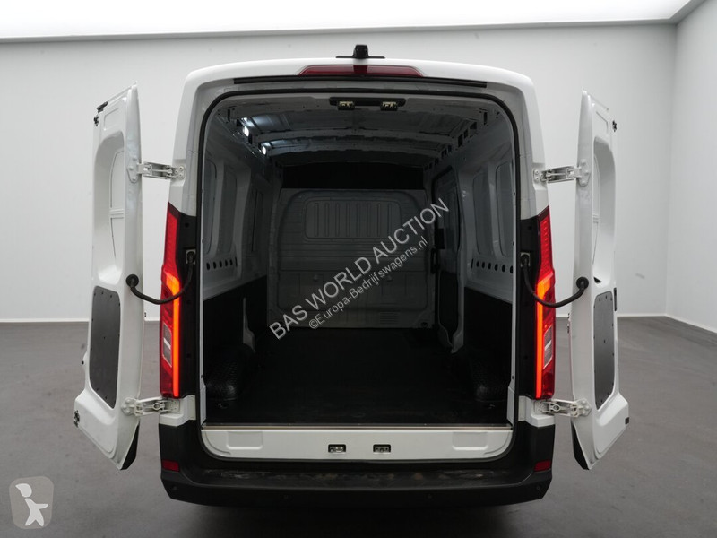Véhicule utilitaire Maxus e 9 e 9