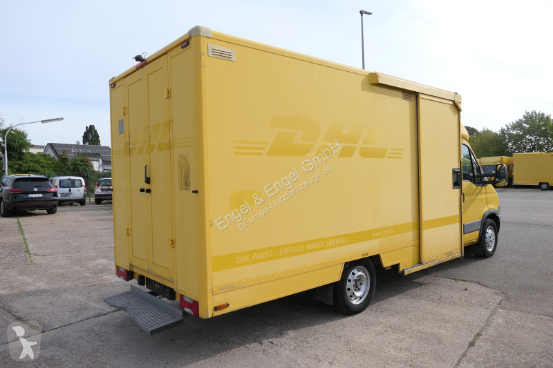 Véhicule utilitaire Iveco Daily 35 S11 C30C...