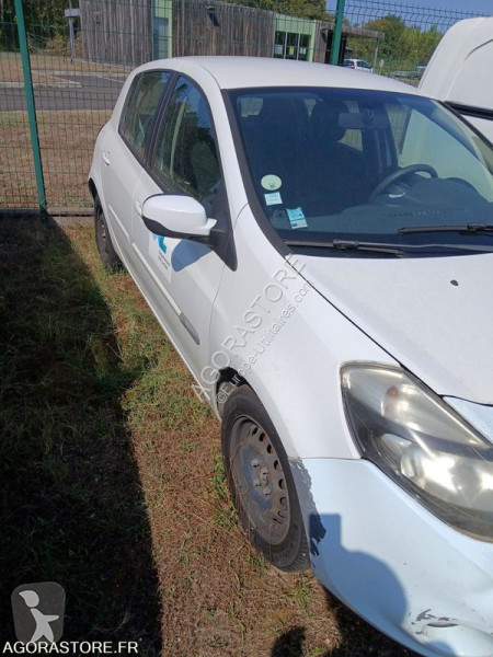 Véhicule utilitaire Renault CLIO