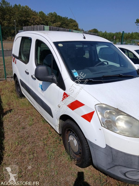 Véhicule utilitaire Peugeot PARTNER