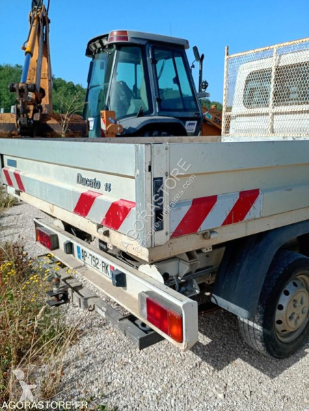 Véhicule utilitaire Fiat DUCATO