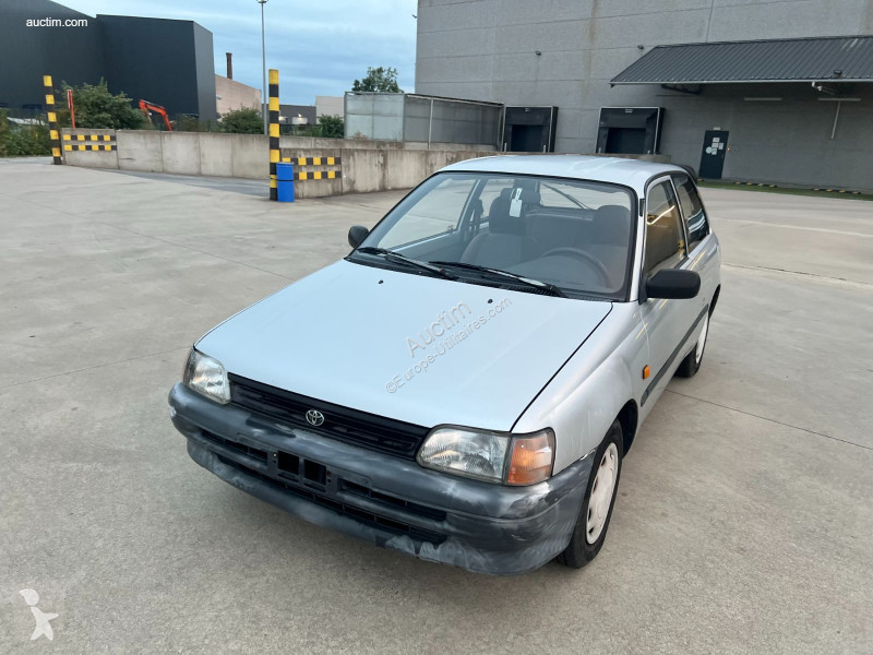 Furgoneta Toyota starlet