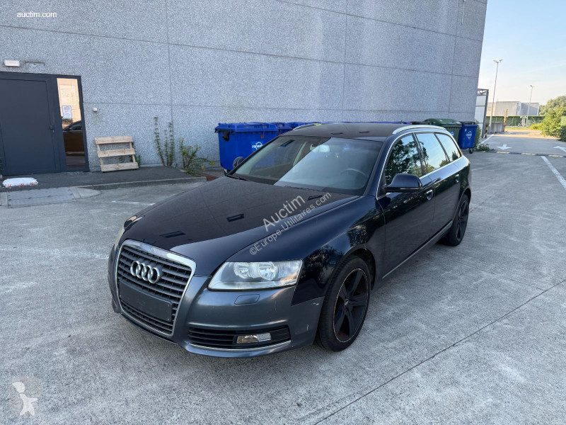 Véhicule utilitaire Audi a6