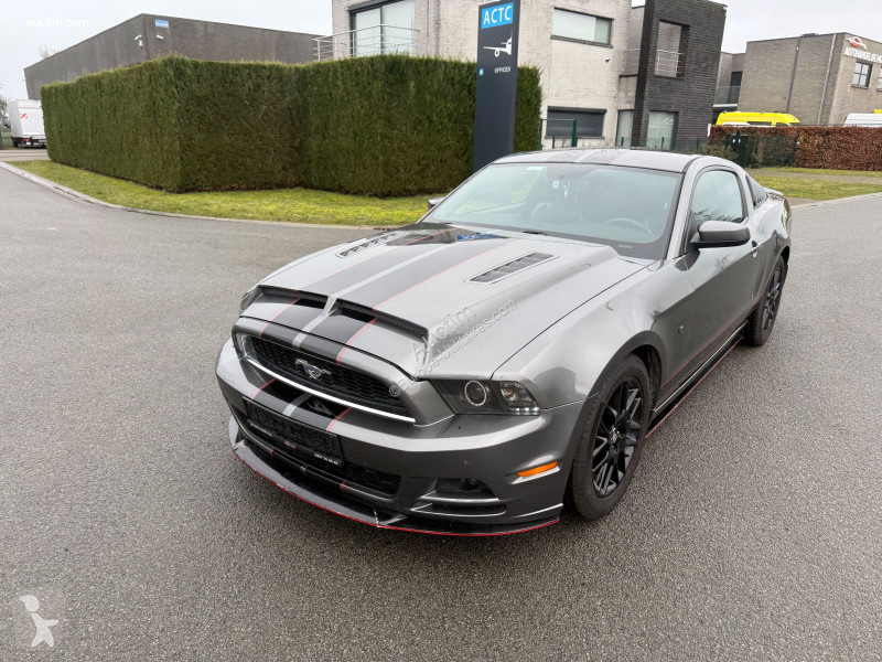 Комерційні автомобілі Ford mustang