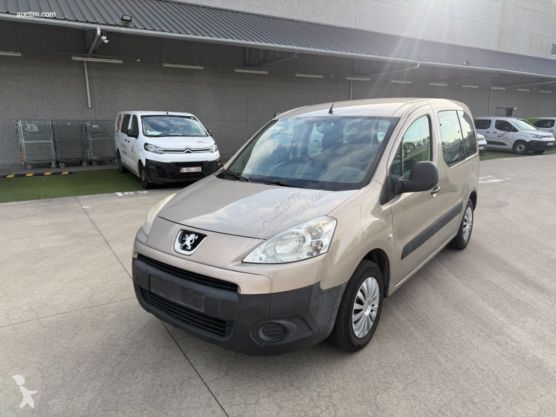 Bedrijfswagen Peugeot partner