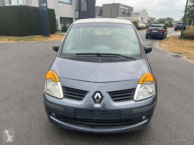 Furgoneta Renault modus