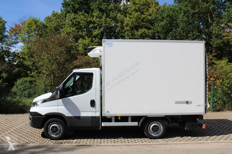 Bedrijfswagen Iveco 35 S 12/13 Kühlkoffer.LBW....