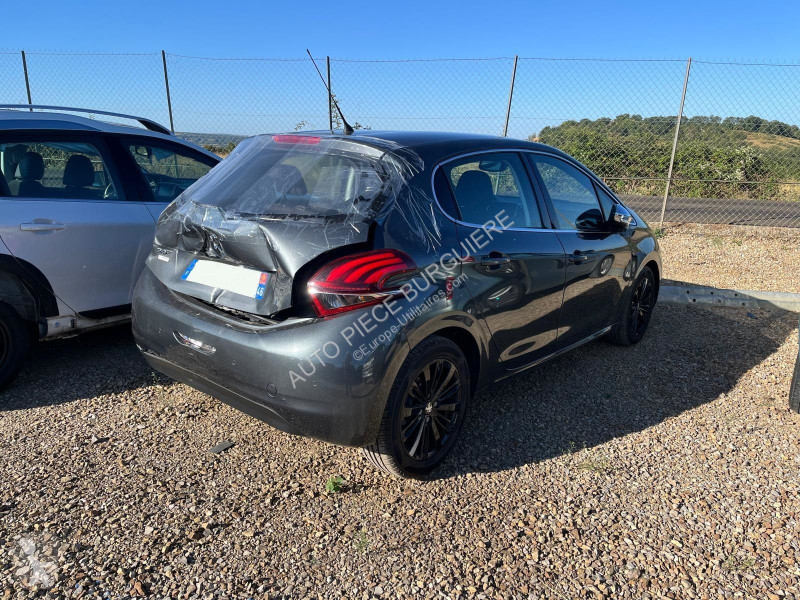 Bedrijfswagen Peugeot 1.2i PureTech 110 Allure...
