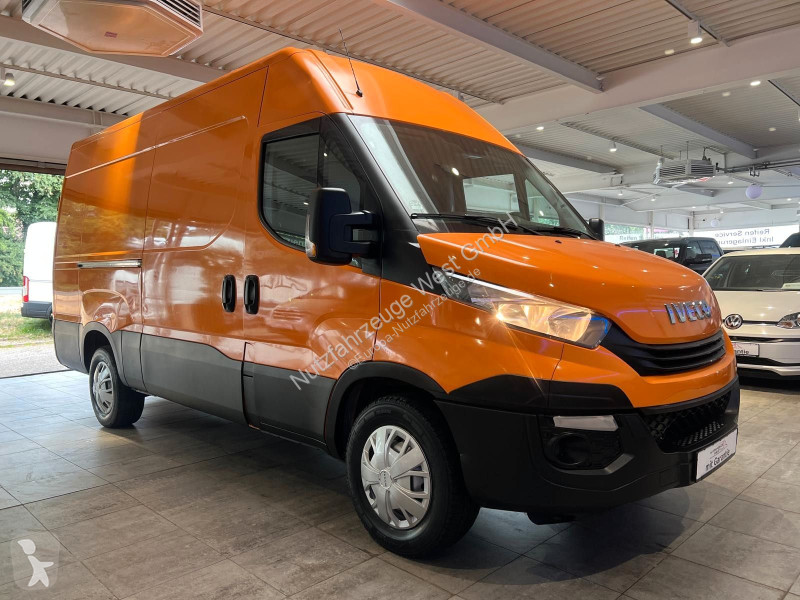 Bedrijfswagen Iveco 35-160...