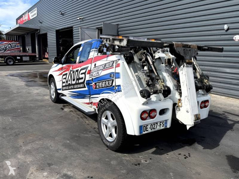 Véhicule utilitaire Isuzu