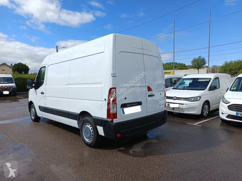 Véhicule utilitaire Renault F3500 L2H2 DCI 135...