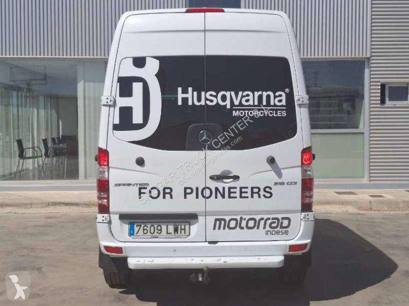 Furgoneta Mercedes