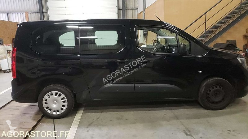 Véhicule utilitaire Opel COMBO