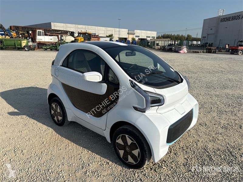 Лекотоварен автомобил  XEV Yoyo
