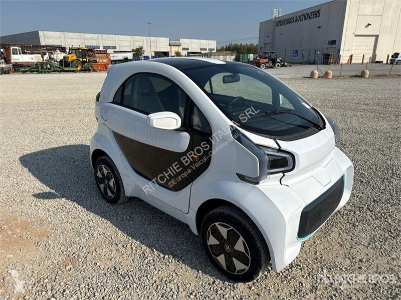 Лекотоварен автомобил  XEV Yoyo