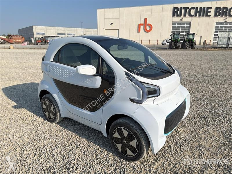 Лекотоварен автомобил  XEV Yoyo