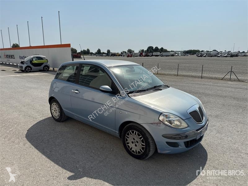 Furgoneta Lancia