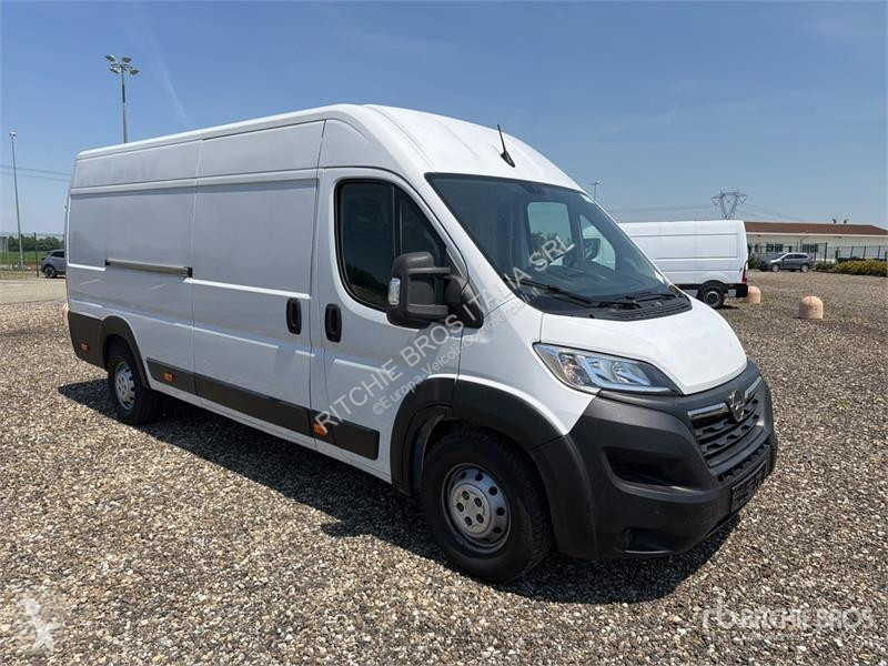 Véhicule utilitaire Opel 2.2 103 KW KA L4H2
