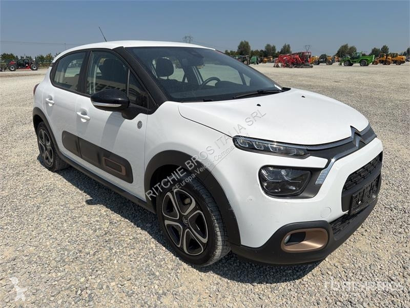 Комерційні автомобілі Citroën C3