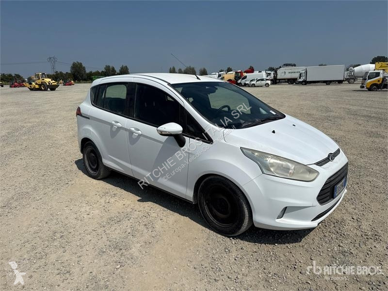 Véhicule utilitaire Ford