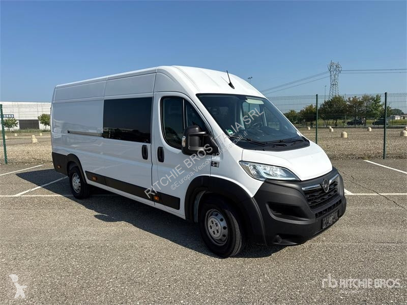 Véhicule utilitaire Opel 2.2 103 KW Mixto KA L4H2