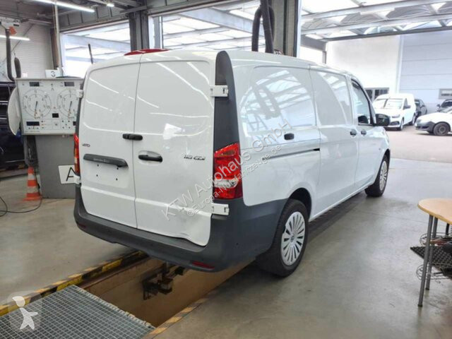 Véhicule utilitaire Mercedes Vito116CDI KA...