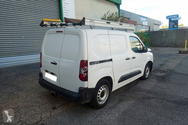 Véhicule utilitaire Peugeot PARTNER 1,5 HDI 100