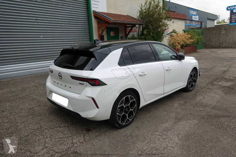 Лекотоварен автомобил Opel ASTRA 1,2 E-DSC 136...