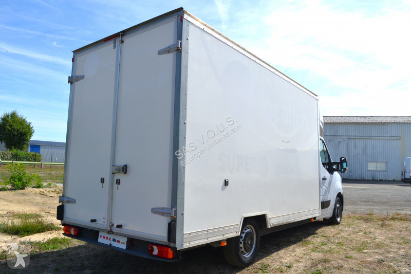 Véhicule utilitaire Renault RENAULT MASTER III...