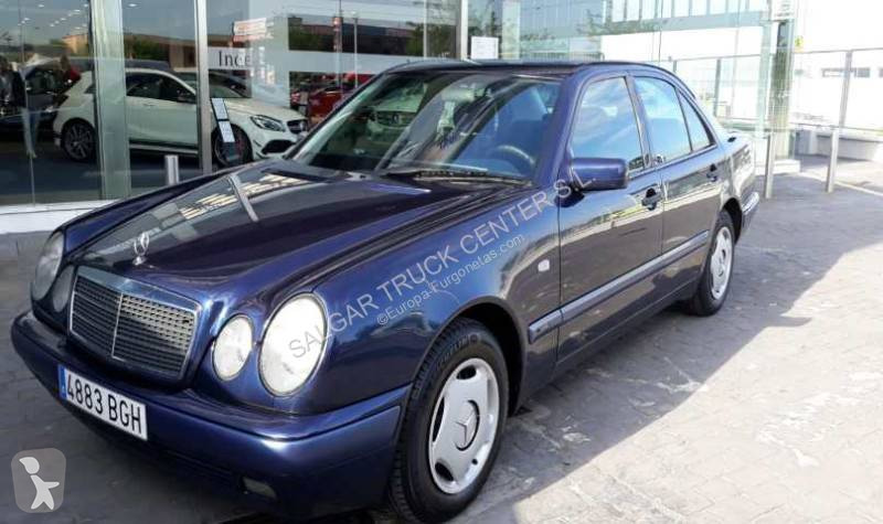 Furgoneta Mercedes