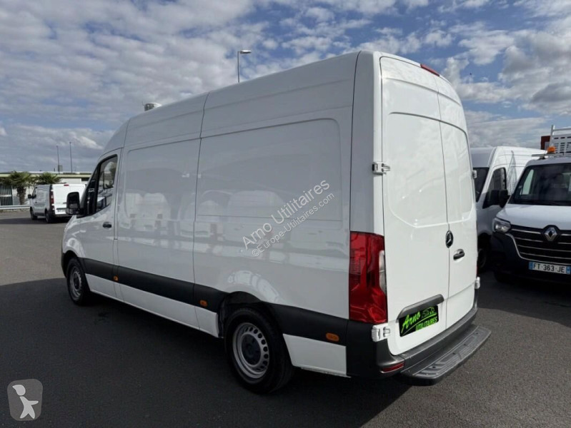 Véhicule utilitaire Mercedes