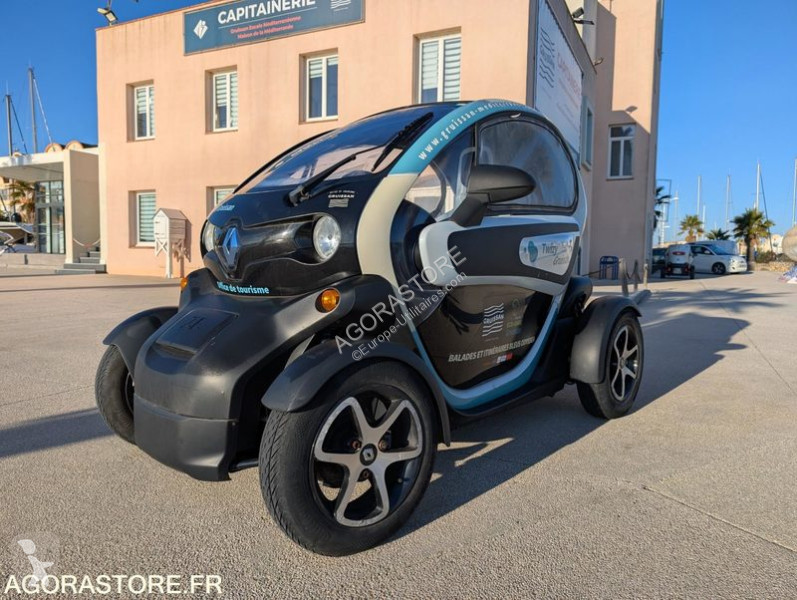 Комерційні автомобілі Renault TWIZY