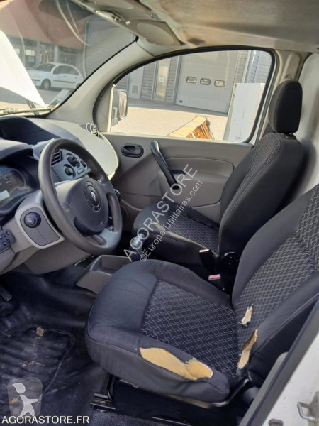 Комерційні автомобілі Renault KANGOO