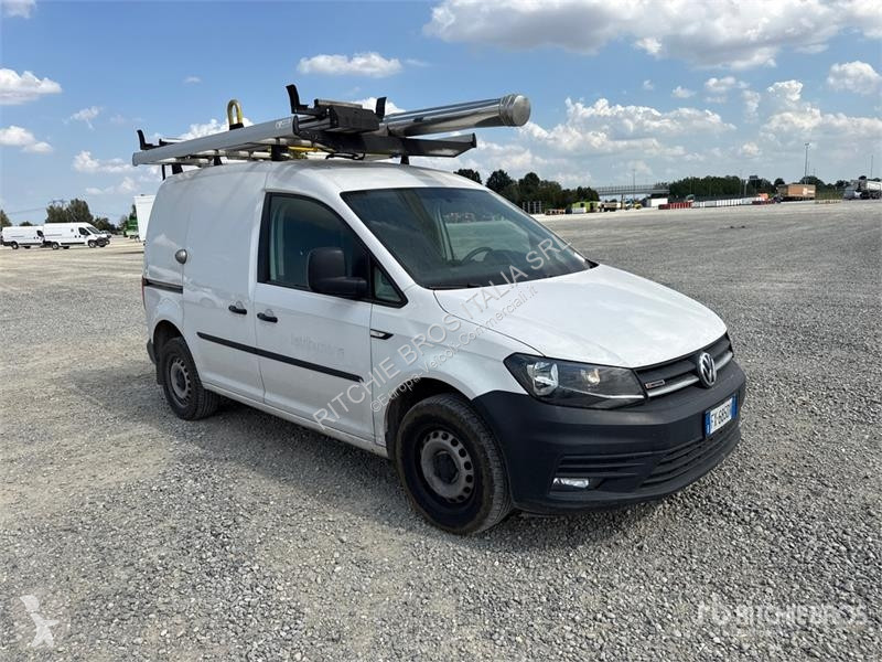 Комерційні автомобілі Volkswagen Cargo Van