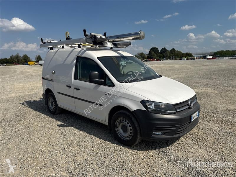 Комерційні автомобілі Volkswagen Cargo Van