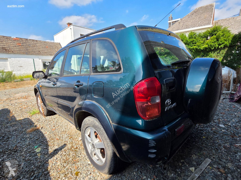Комерційні автомобілі Toyota rav 4