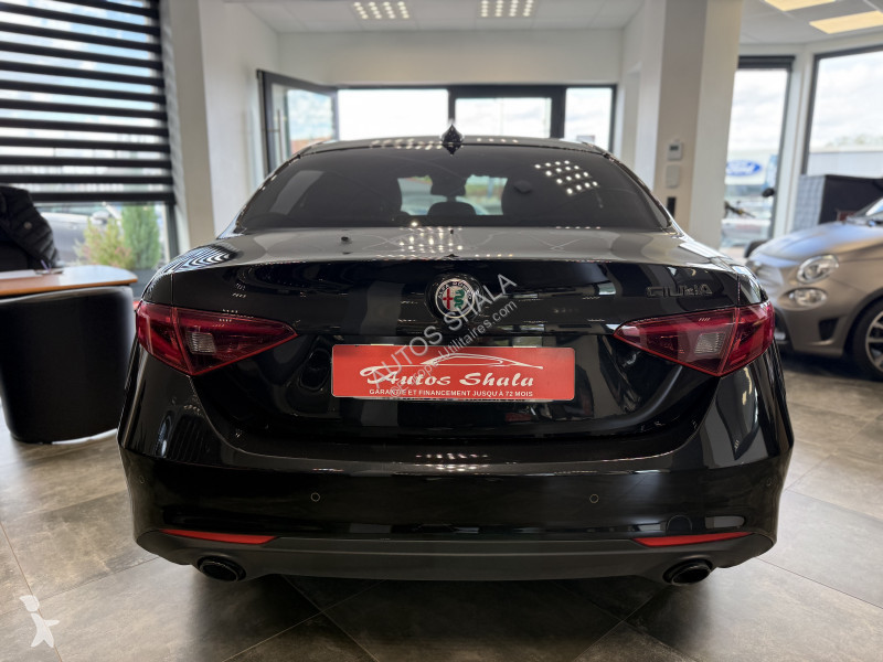 Veículo utilitário Alfa-Roméo GIULIA / A PARTIR...